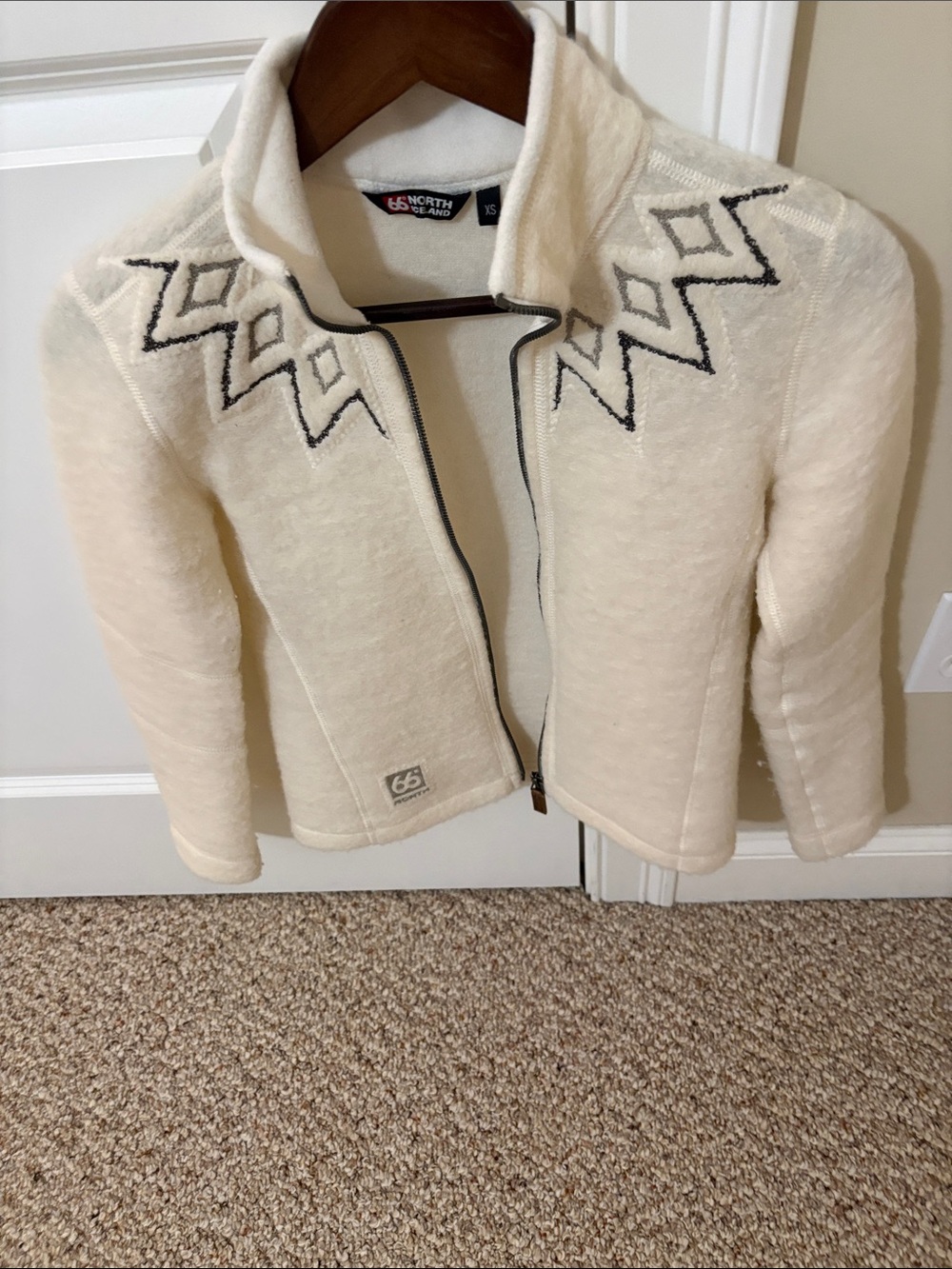 66°North Women's Cream Zip-Front Wool-Blend Jacket with Geometric Stitching